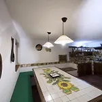 Casa Con Giardino E Vista Civenna