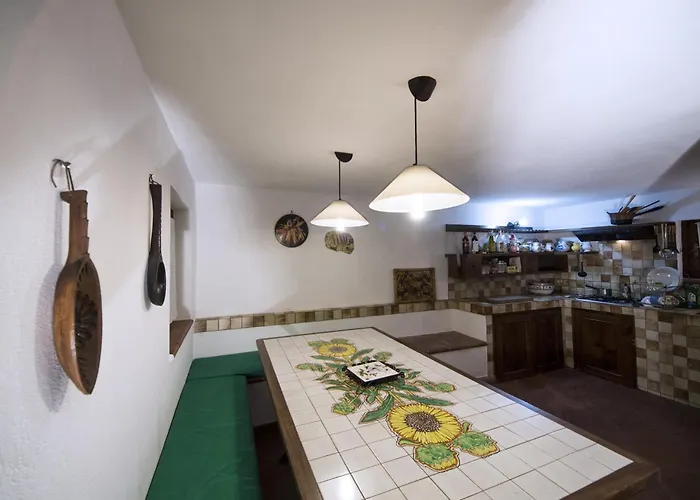 Casa Con Giardino E Vista 奇文纳